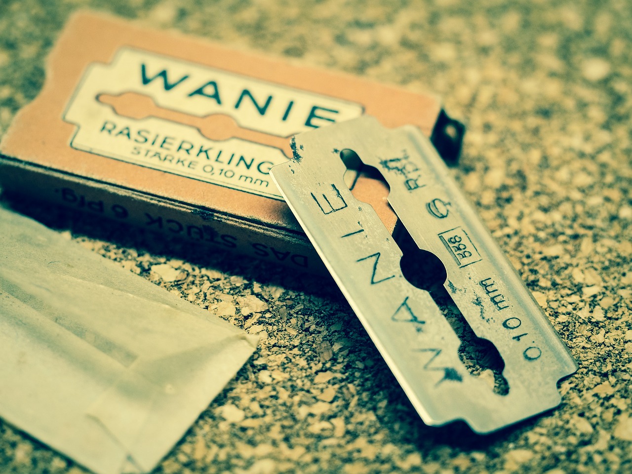 Can the Human Stomach Dissolve the Razor Blade? - Forensic's blog